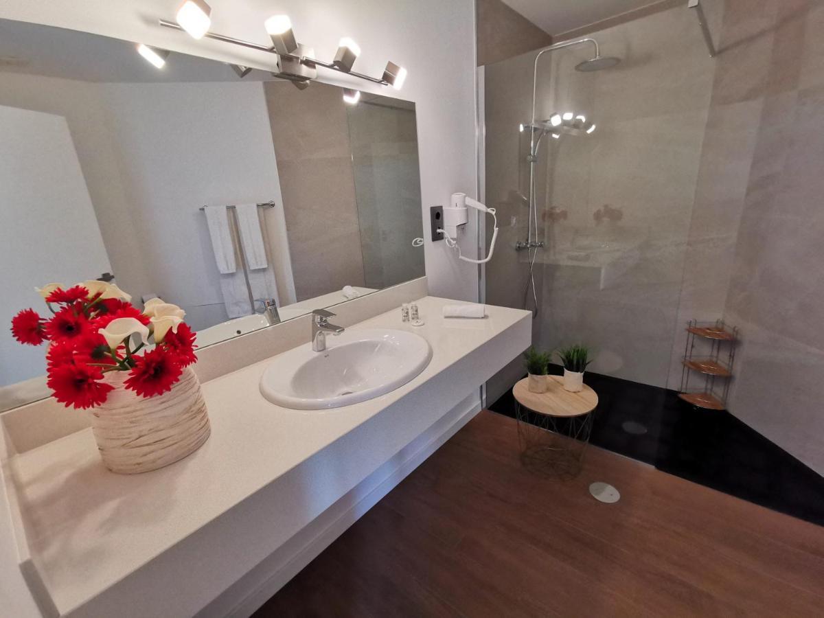 Charming Studios In Calheta Beach - Villa Esmeralda Exterior foto