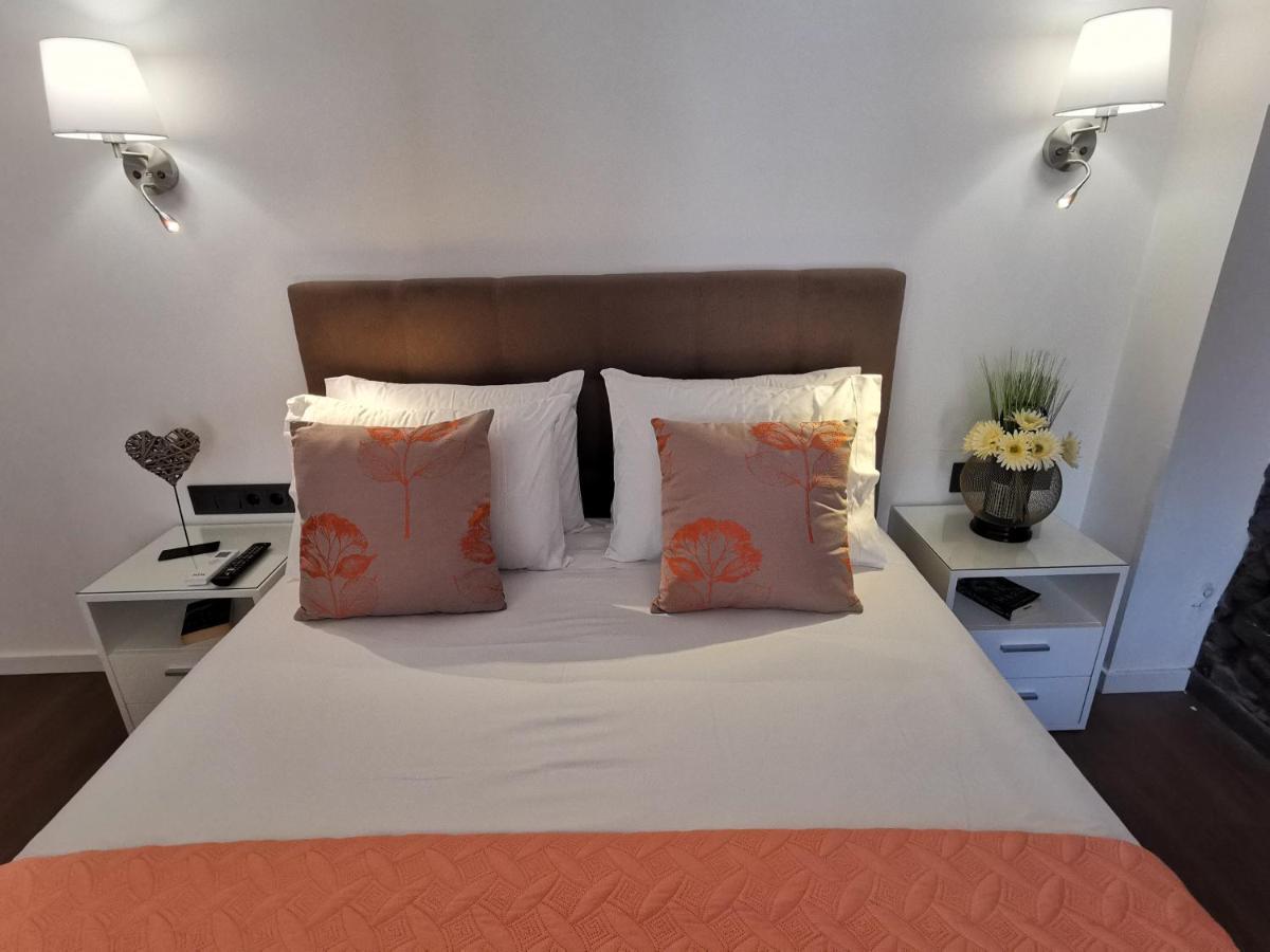 Charming Studios In Calheta Beach - Villa Esmeralda Exterior foto